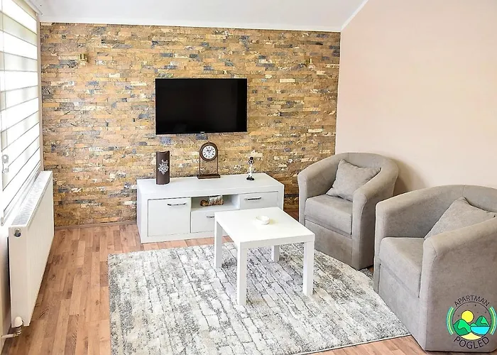 Pogled 아파트 Arilje